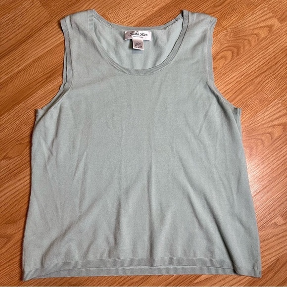 Judith Hart Tops - Judith hart large light blue silk blend tank ribbed hems basic layering business